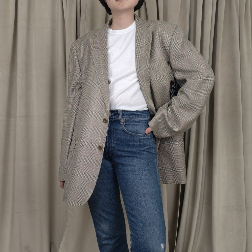 Vintage Classic Boyfriend Silk Blazer in Gray Plaid